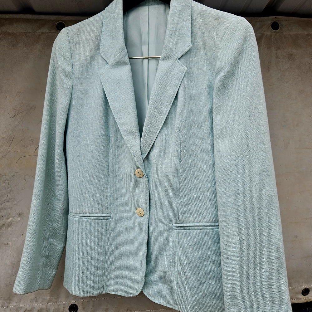 Vintage 1980s Spring Seafoam/Mint Green 2 Piece Suit -Blazer/skirt Tailored Sm.